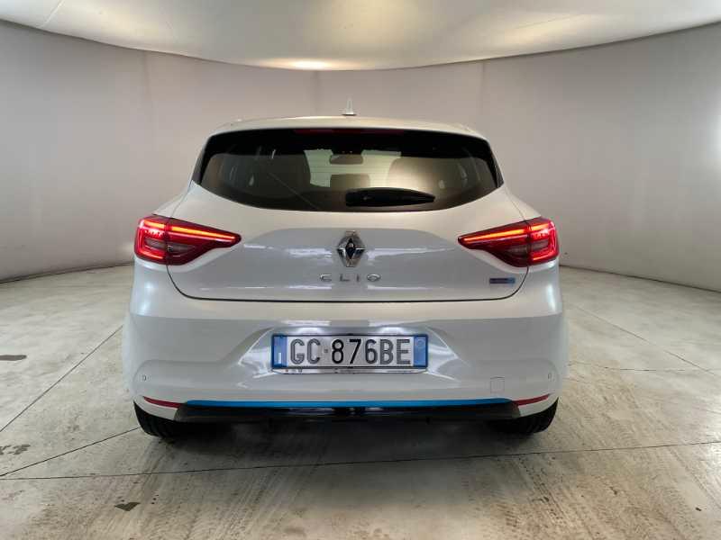 RENAULT Clio V - Clio 1.6 E-Tech hybrid Initiale Paris 140cv auto