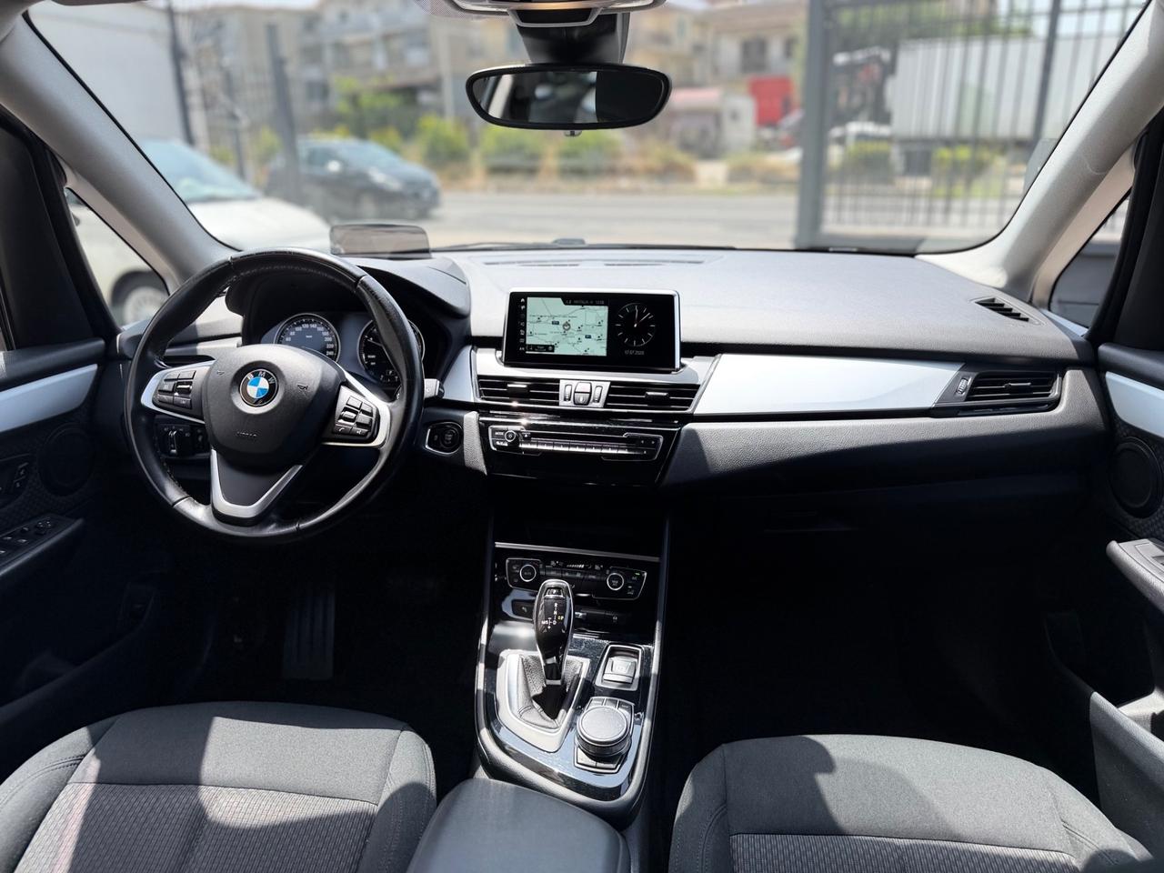 Bmw 2er Active Tourer 216d Luxury