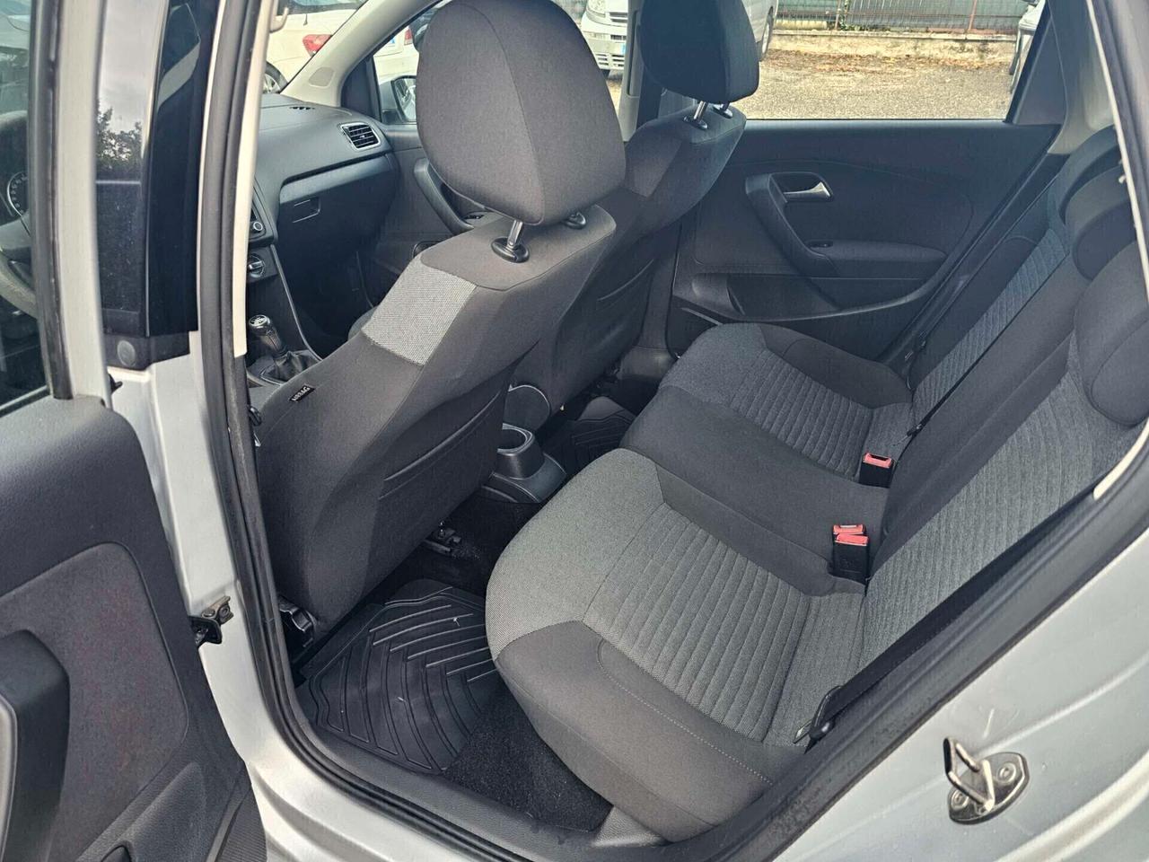 Volkswagen Polo 1.2 5 porte Trendline Neopatentati