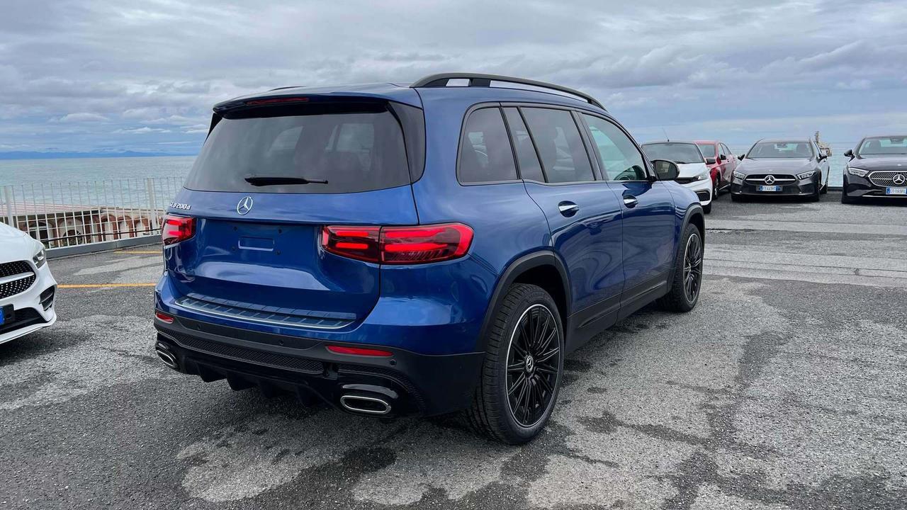 Mercedes-Benz GLB 200 d Automatic