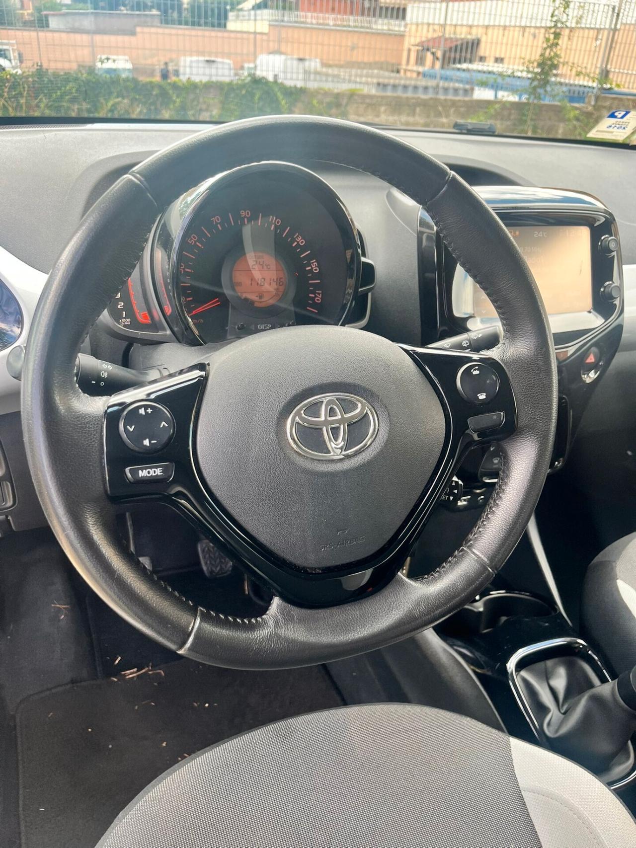TOYOTA AYGO UNIPRO X-PLAY