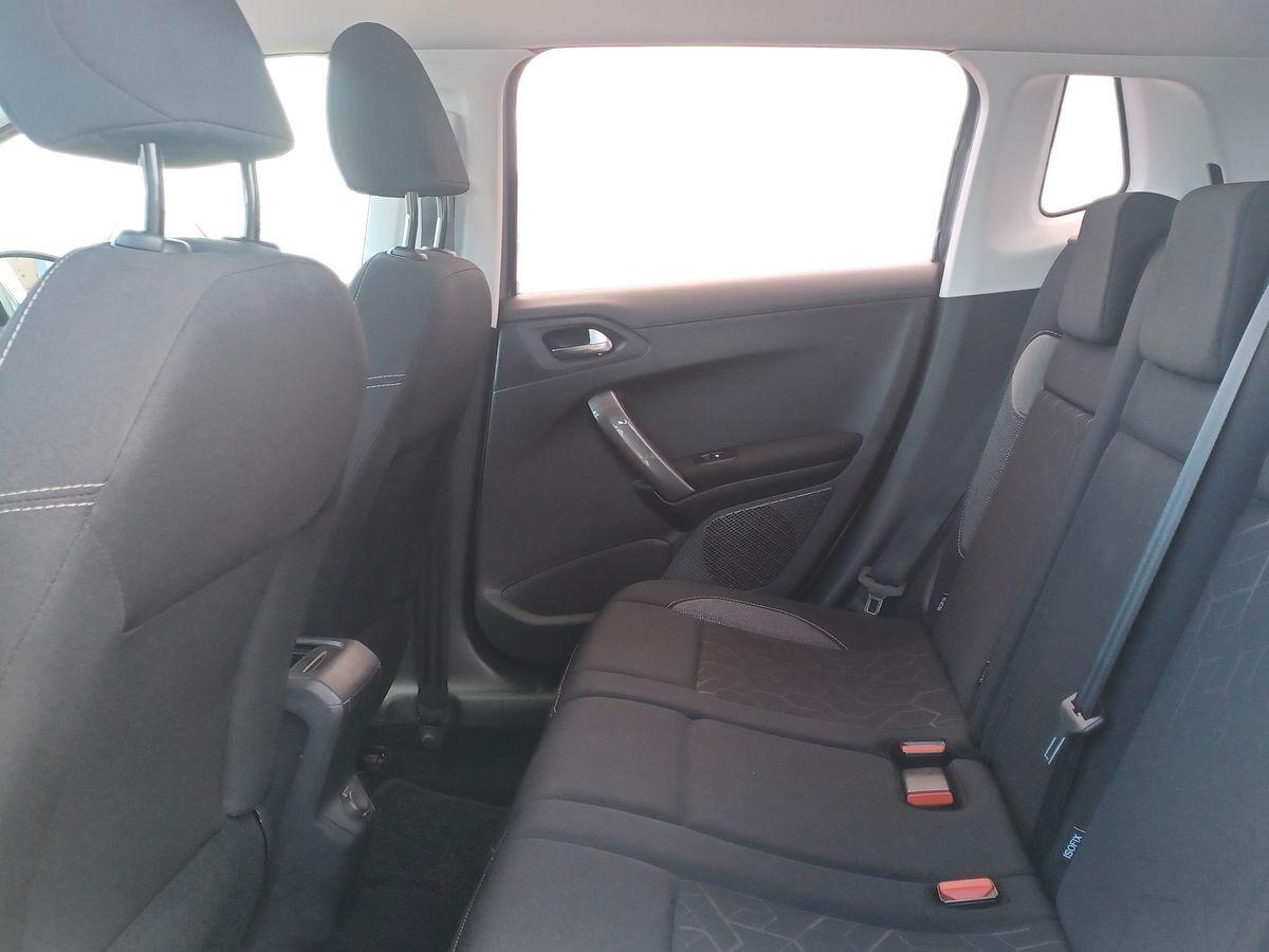 Peugeot 2008 BlueHDi 100 Active