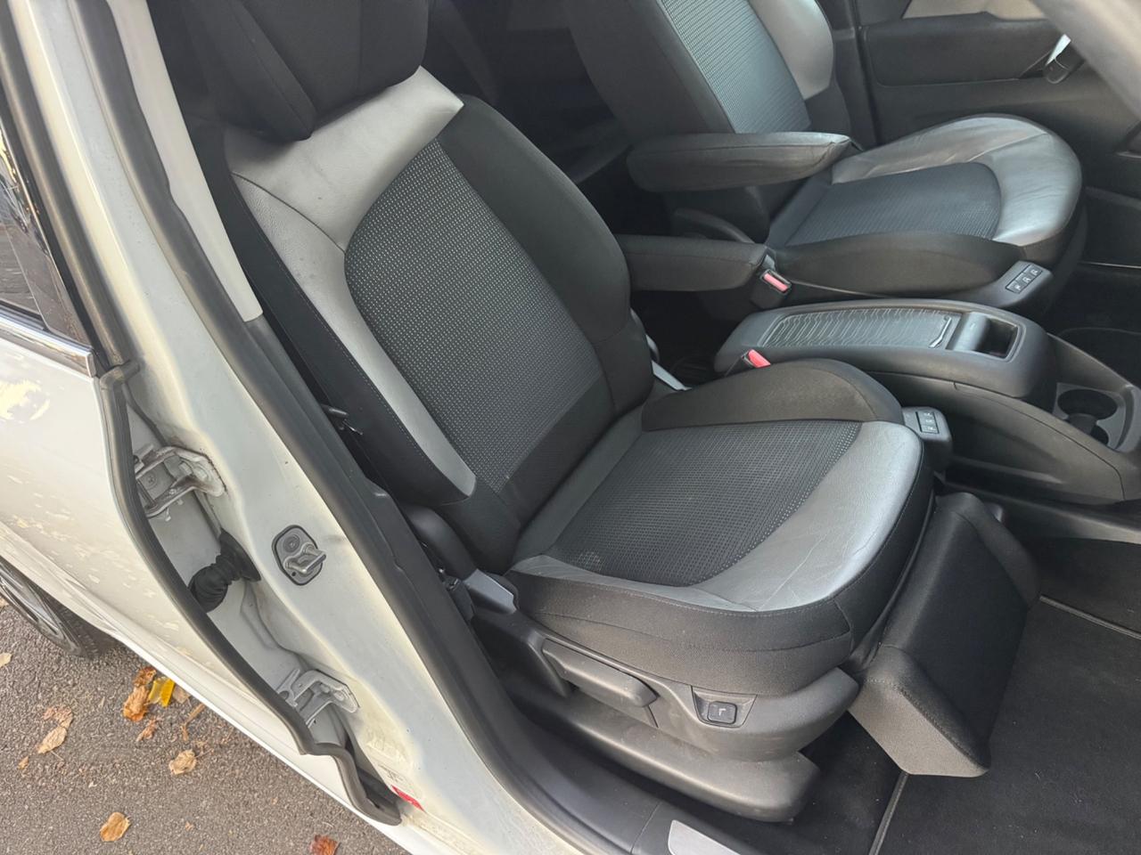 Citroen C4 Picasso 1.6 HDI neopaten garanzia 12 mesi