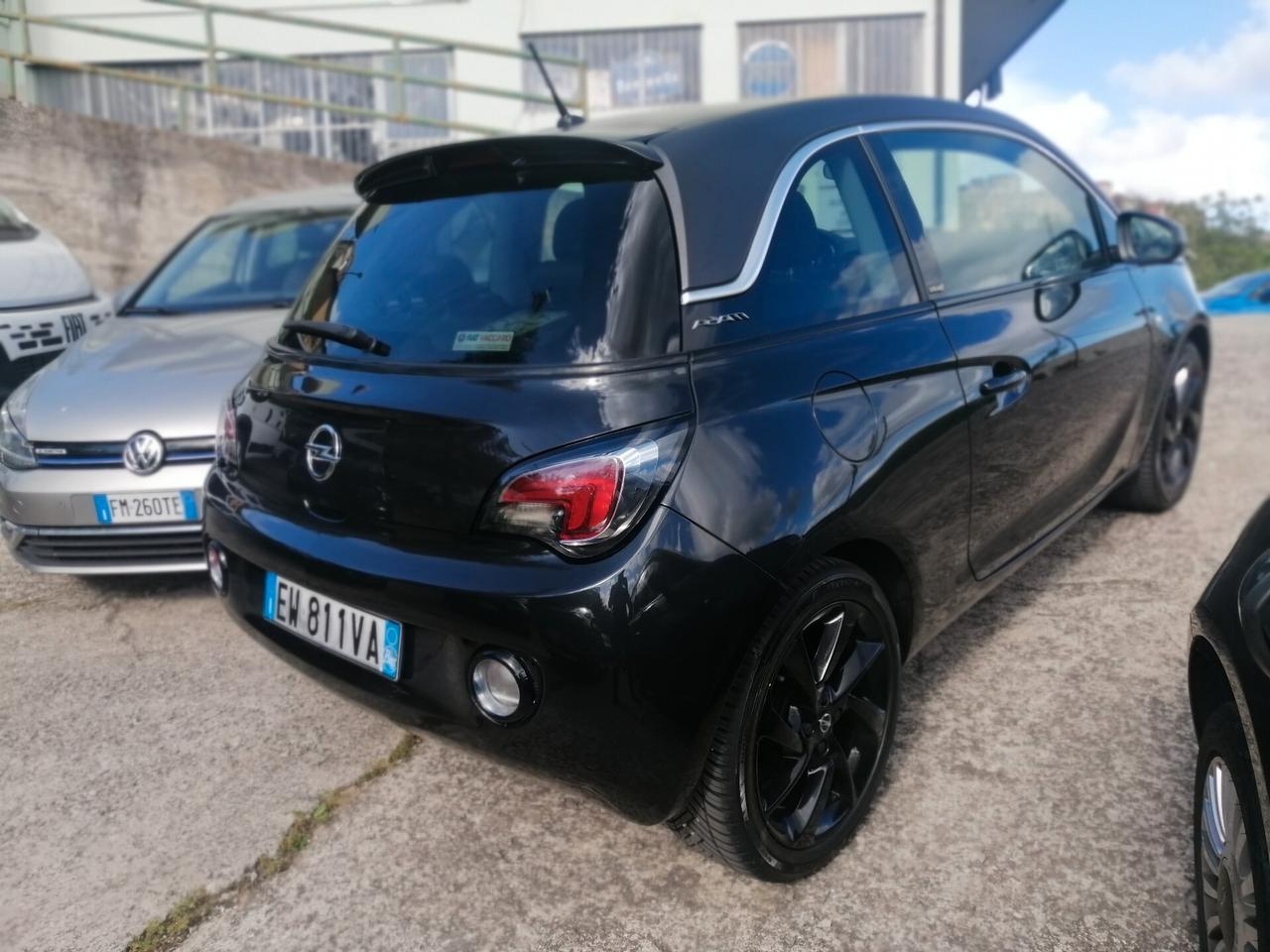 Opel Adam 1.2 70 CV BLACK EDITION