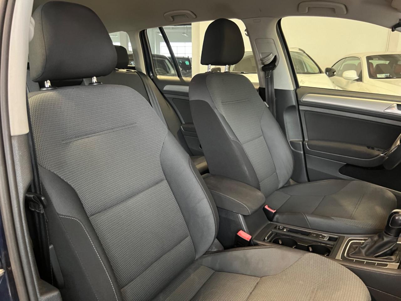 Volkswagen Golf Variant 1.6 TDI 105 CV DSG Highline BlueMotion Tech.