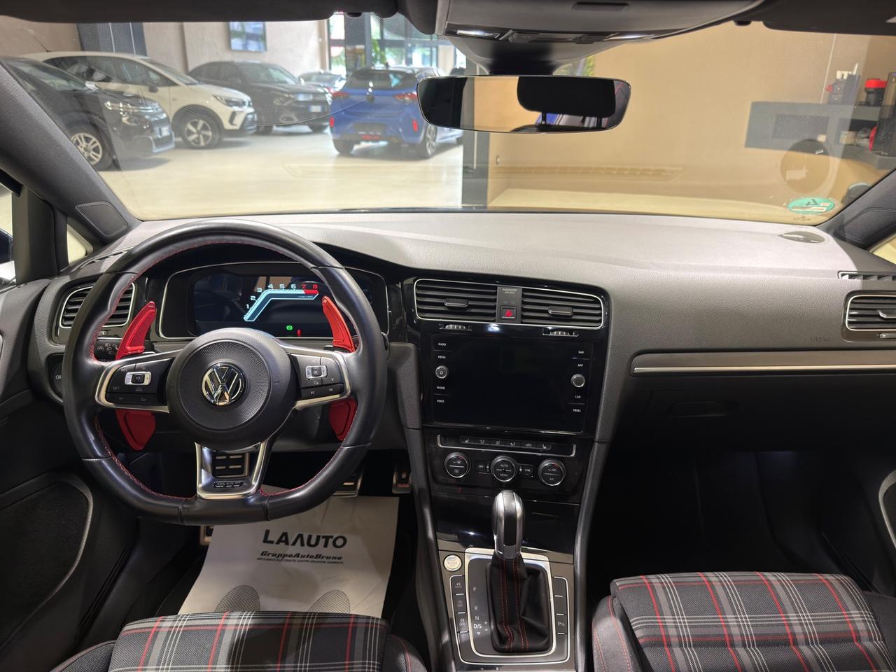 Volkswagen Golf GTI Performance 2.0 245 CV TSI DSG 5p. BMT