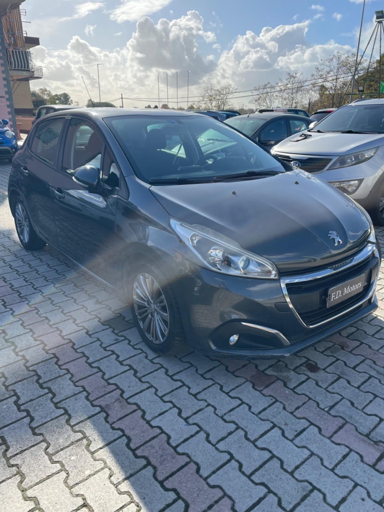 Peugeot 208 BlueHDi 75 5 porte Allure