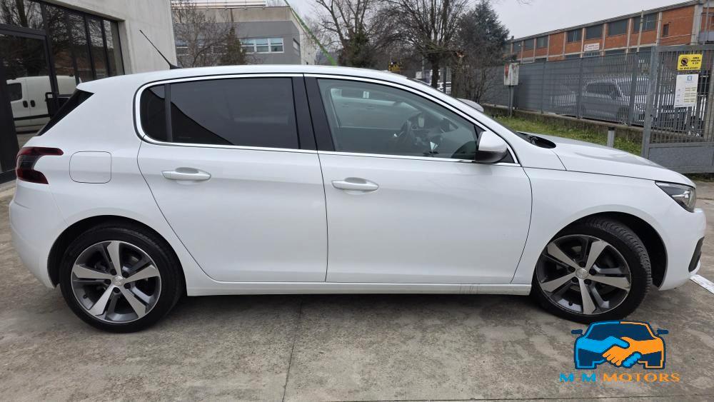 Peugeot 308 5 Porte 308 5p 1.5 bluehdi Gt Line s&s 130cv