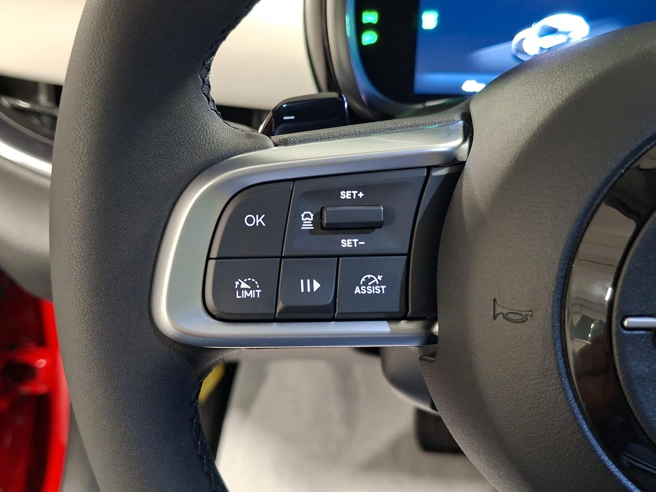 Fiat 600 1200 Turbo mhev Hybrid La Prima DCT Km.0