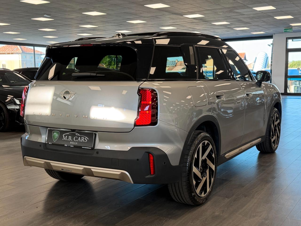 Mini One Countryman C Favoured