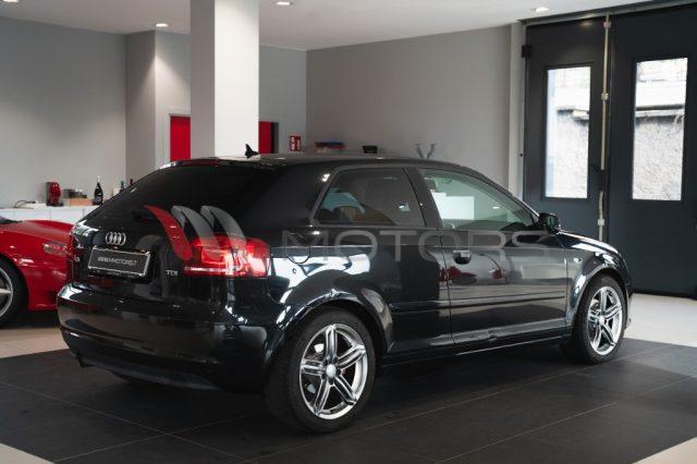 AUDI A3 1.6 TDI 105 CV CR Ambition