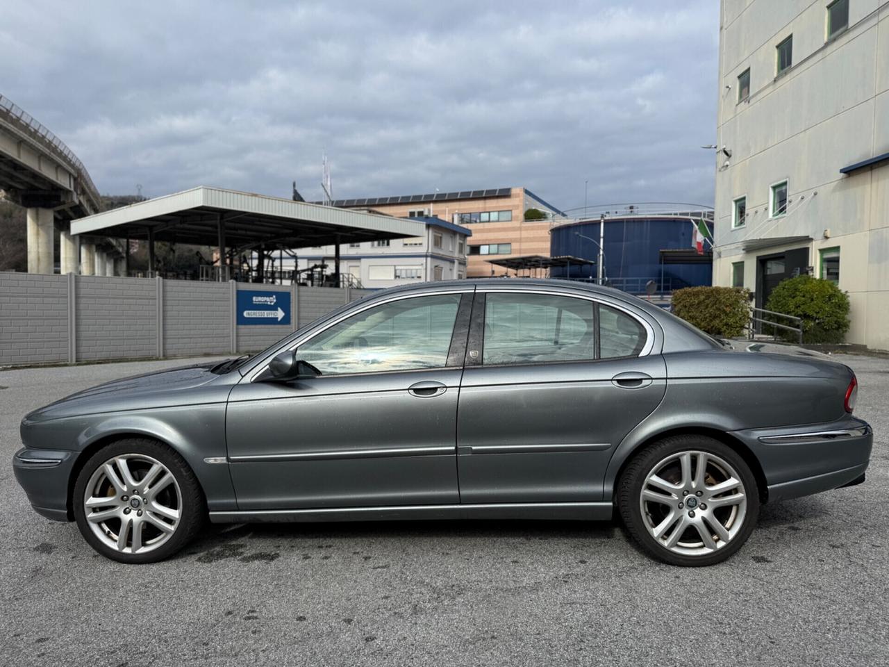 Jaguar X-Type 2 litri V6 24V BENZINA Executive