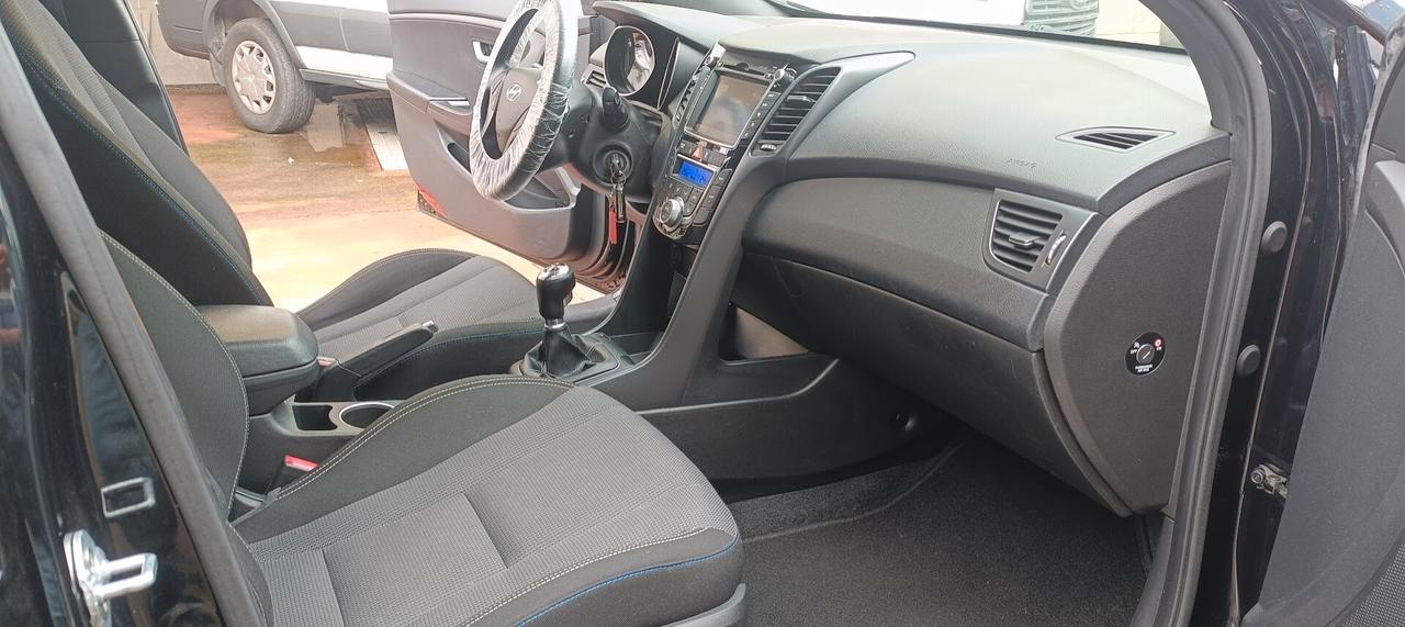 Hyundai i30 Wagon 1.6 CRDi SOLO 120MILA KM PREZZO SOTTO COSTO