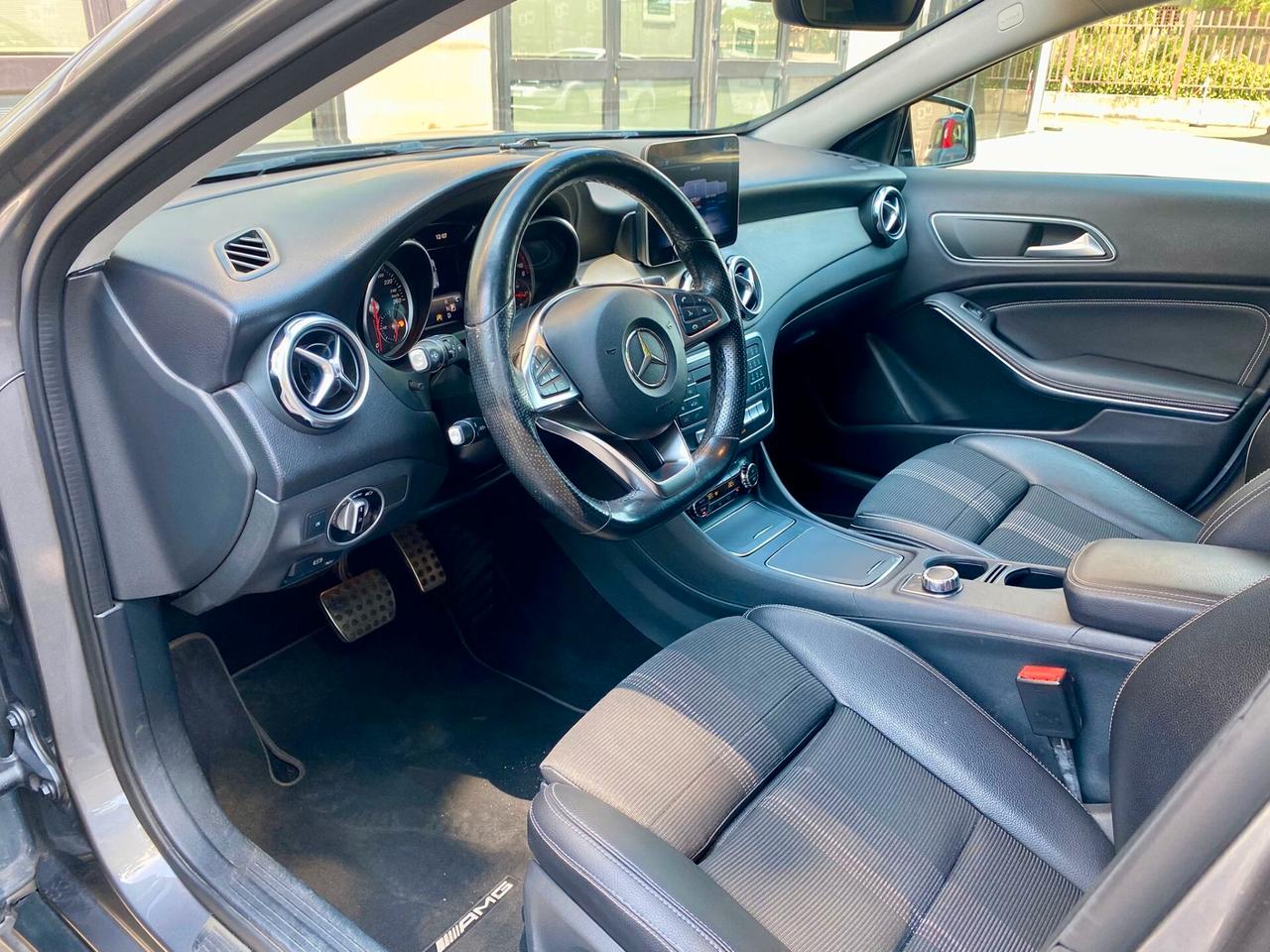 Mercedes-benz GLA 200 d Sport GARANZIA