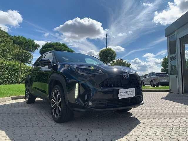 Toyota Yaris Cross 1.5 Hybrid 5p. E-CVT AWD-i Trend