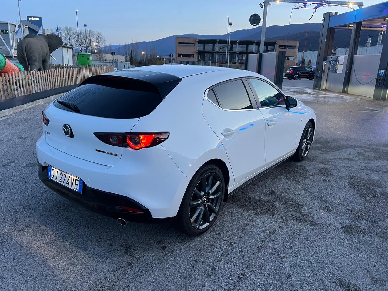 Mazda 3 Mazda3 1.8L Skyactiv-D Exclusive