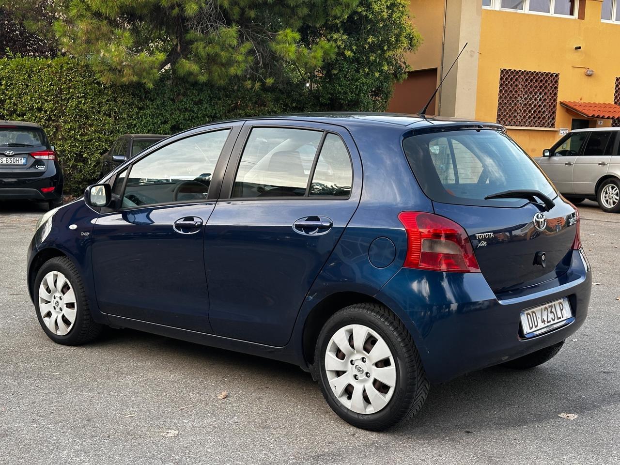 Toyota Yaris 1.4 D-4D 5 porte Sol