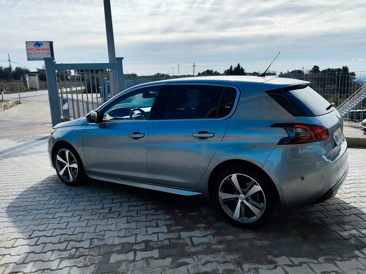 Peugeot 308 BlueHDi 130 S&S GT Line