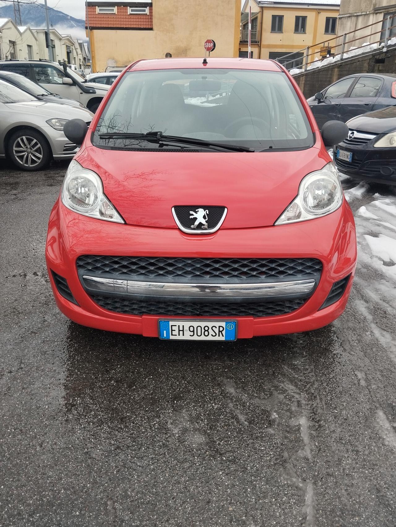 Peugeot 107 1.0 68CV 3p. Plaisir