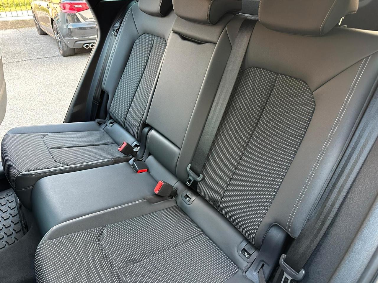 Audi Q3 35 2.0 TDI 150cv S tronic line edition