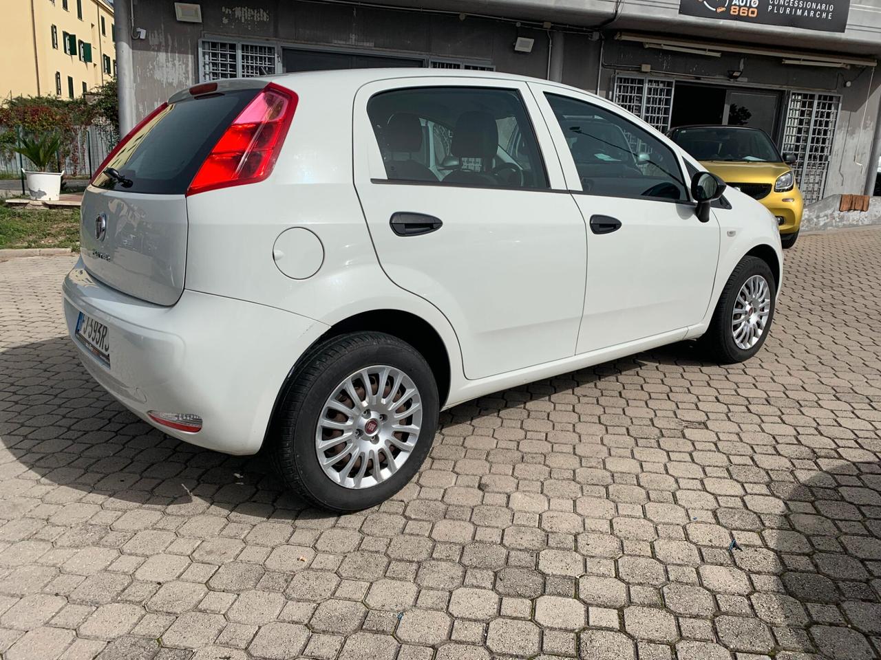 Fiat Punto 1.2 8V 5 porte Street