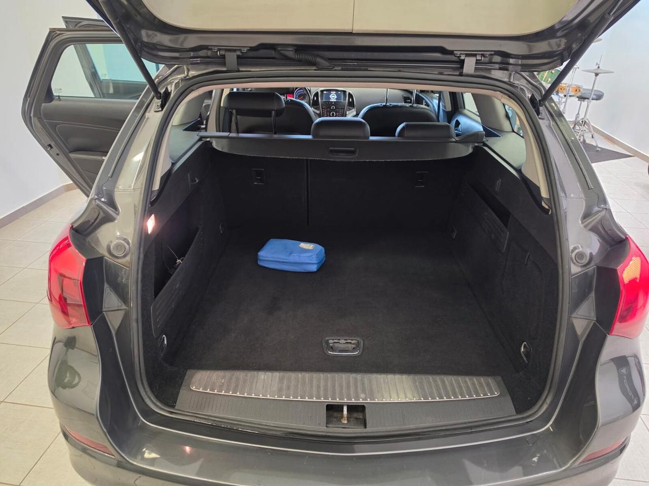 Opel Astra 1.7 CDTI 125CV Sports Tourer Cosmo