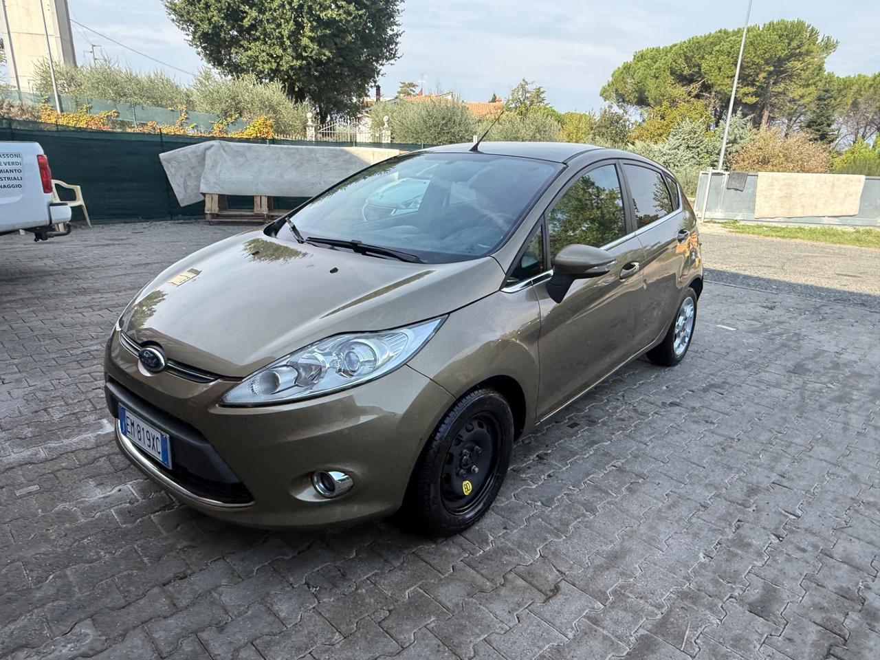 Ford Fiesta Ikon 1.4 TDCi 70CV 5 porte