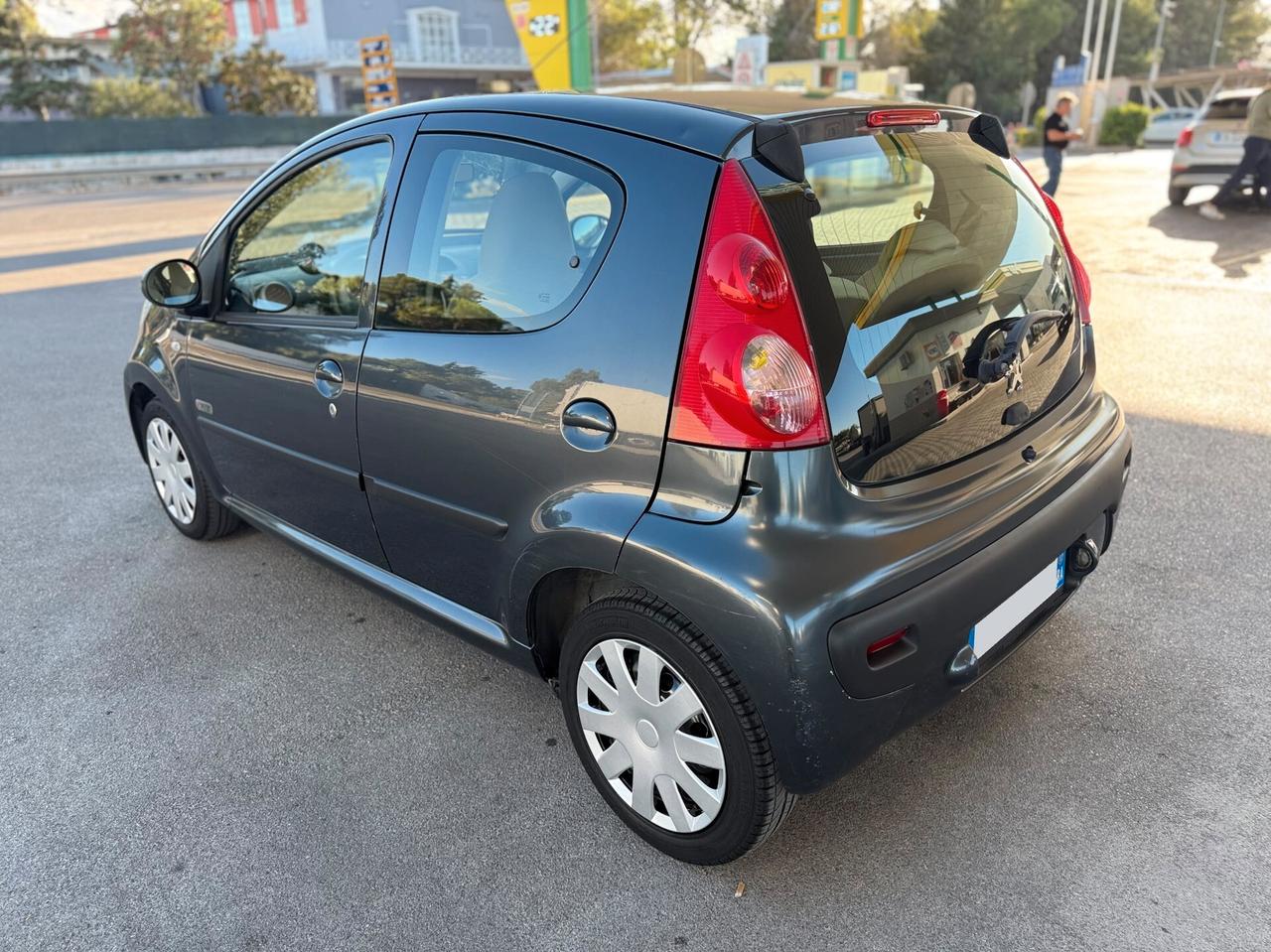 Peugeot 107 1.0 68CV 5p. Sweet Years