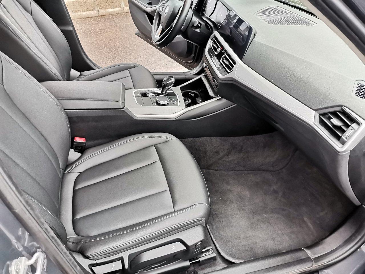 BMW 320 d Touring mhev 48V xdrive Business Advantage auto