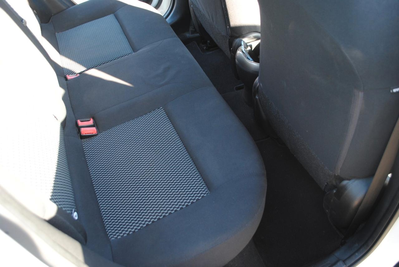 NISSAN JUKE 1.6 BENZ/GPL 116 CV