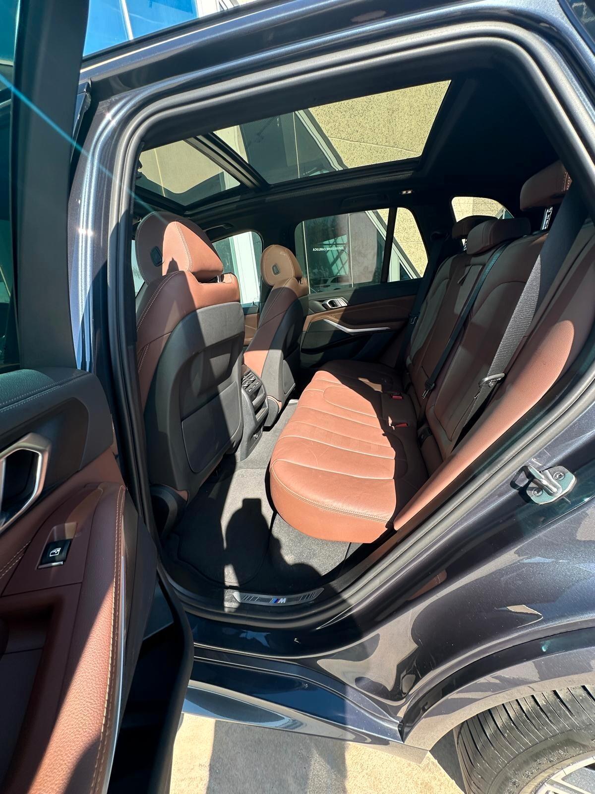 Bmw X5 M xDrive25d Msport possibilità noleggio no scoring