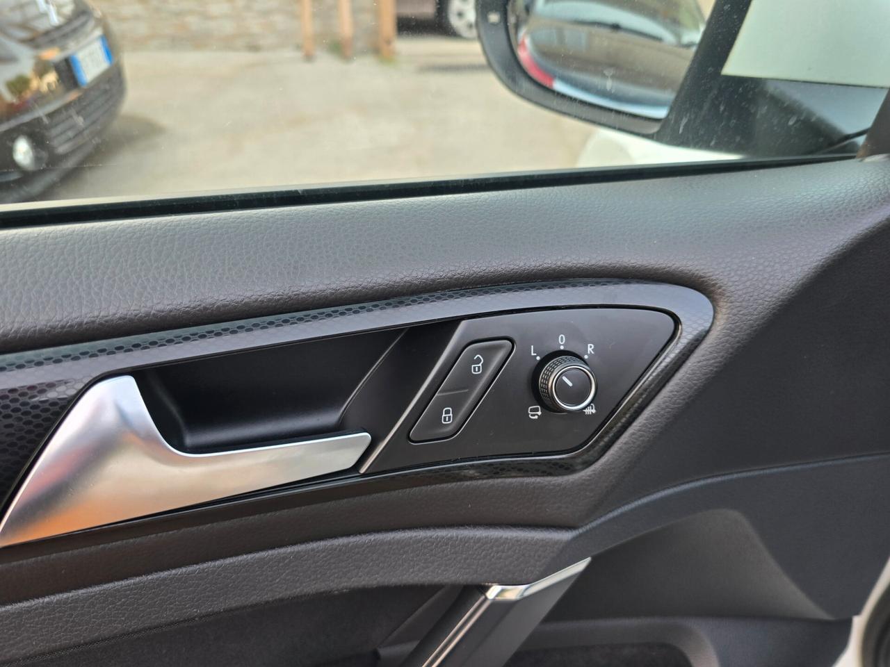Volkswagen Golf 1.6 TDI 5p. Highline BlueMotion Technology