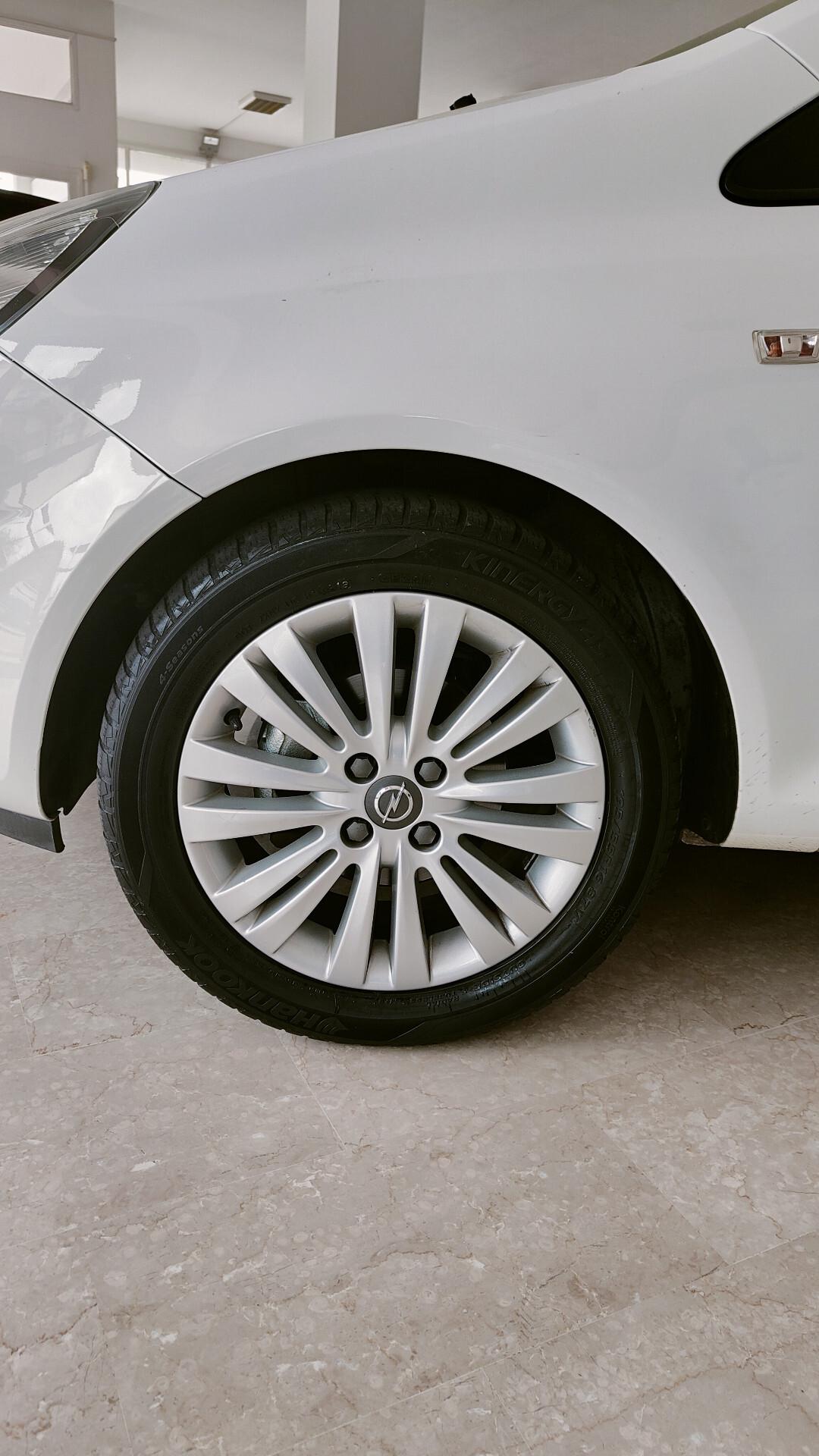 Opel Corsa 1.2 OK NEO PATENTATI UNICO PROPRIETARIO