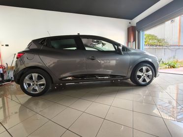 Renault Clio 1.2 75CV 5 porte ESENZIONE BOLLO!