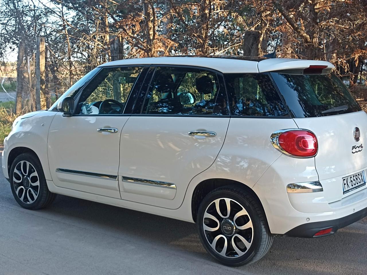 FIAT 500L 1.3 DIESEL 95cv VERA LOUNGE LED/ NAVI/TETTO/