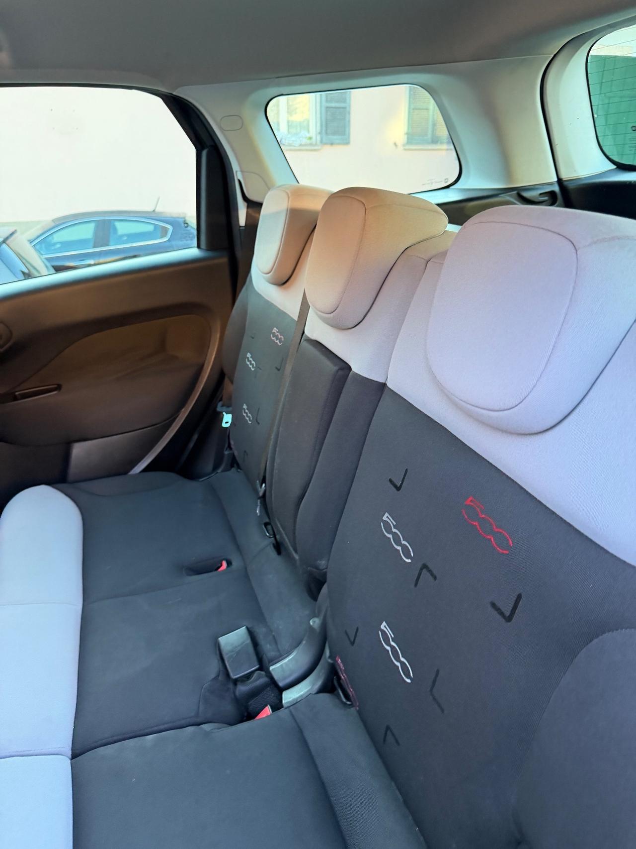 Fiat 500L LIVING LOUNGE KMCERT UNICOPR NEOPAT