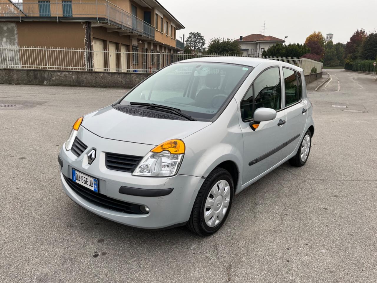 Renault Modus 1.2 16V Luxe Privilège