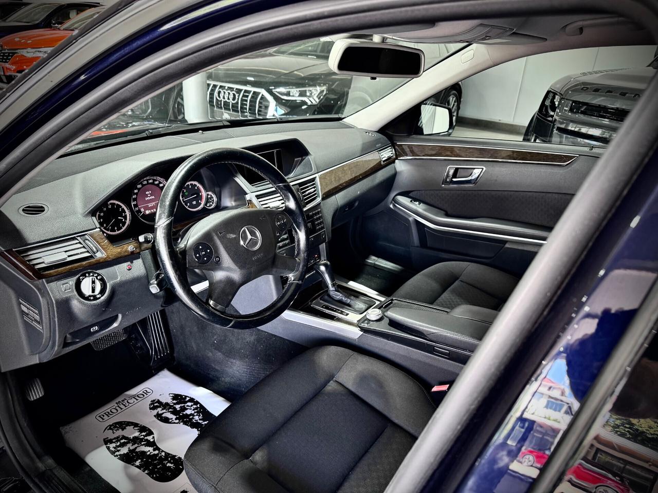 Mercedes-Benz E 220 CDI 170CV Aut. Elegance