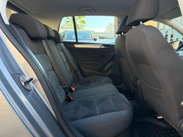 VOLKSWAGEN Golf 1.6TDI DSG Highline