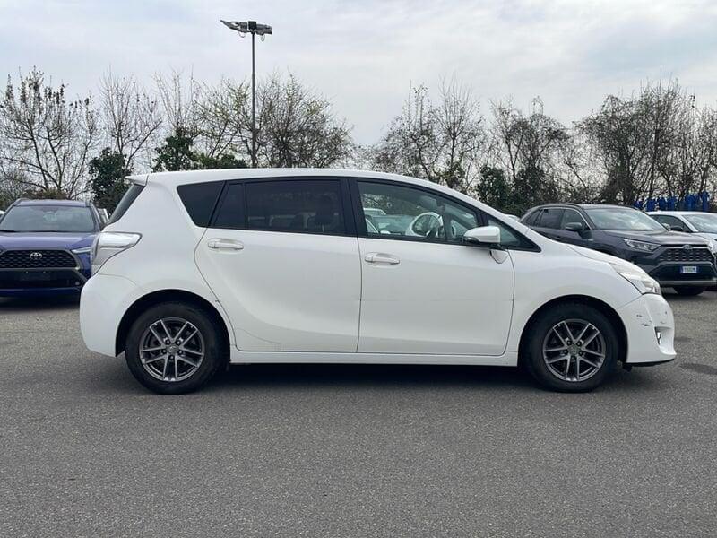 Toyota Verso 1.6 D-4D Active 7 POSTI