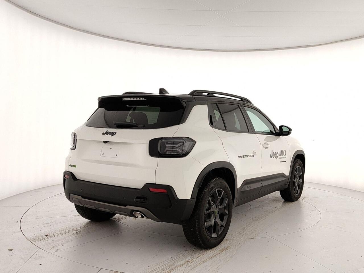 Jeep Avenger 1.2 Turbo 145 CV MHEV 4xe Overland