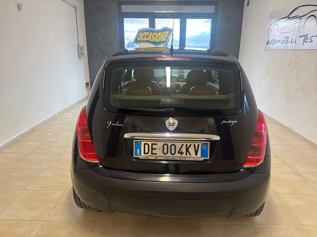 Lancia Ypsilon 1.3 MJT 75 CV Platino