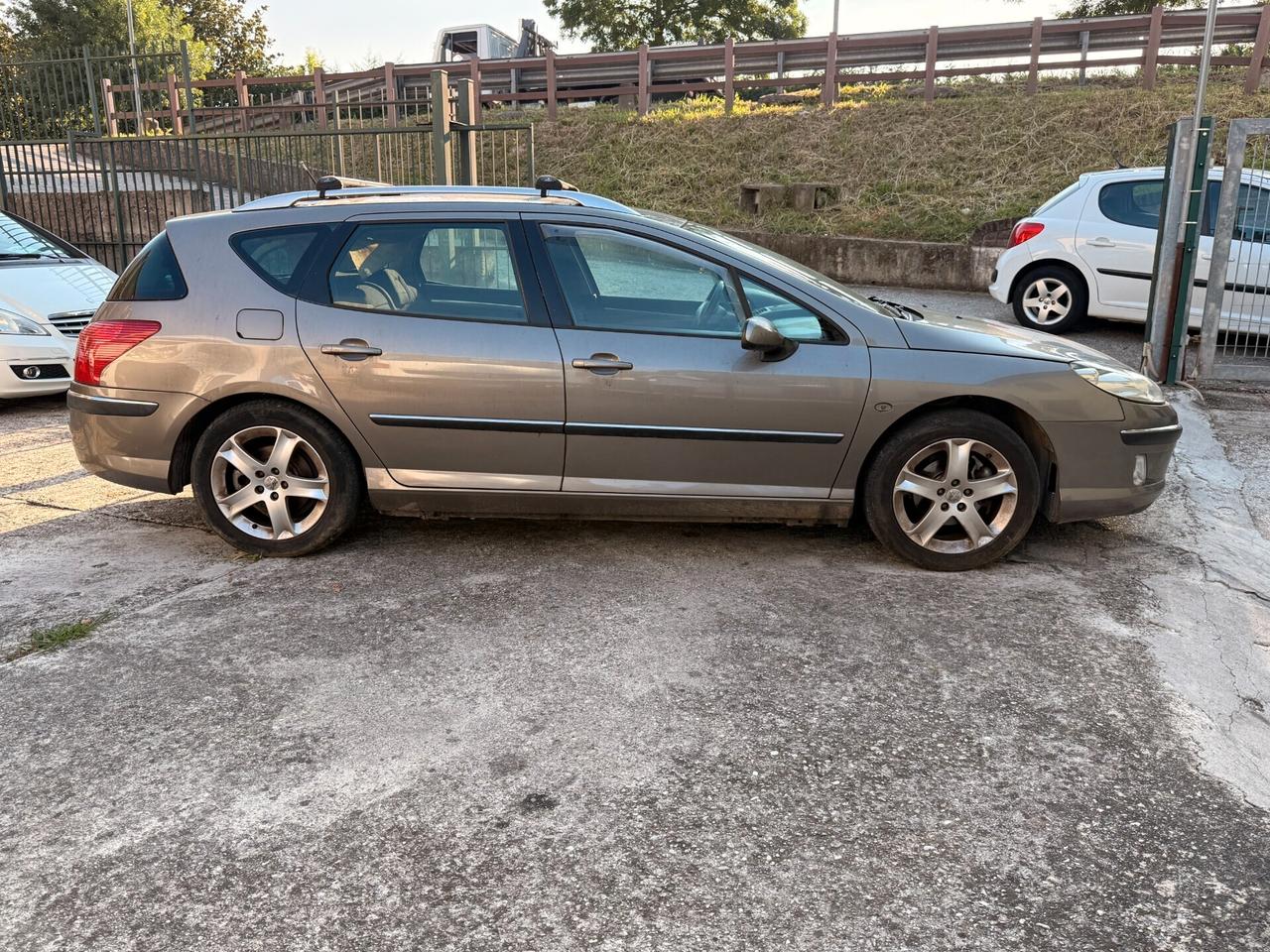 Peugeot 407 HDI Gancio traino 16 quintali