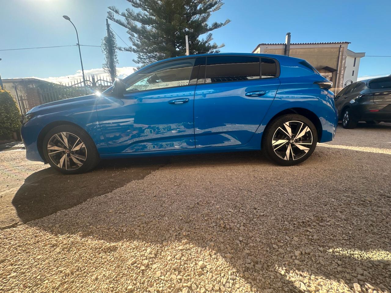 Peugeot 308 2023 1.5 DIESEL 130CV