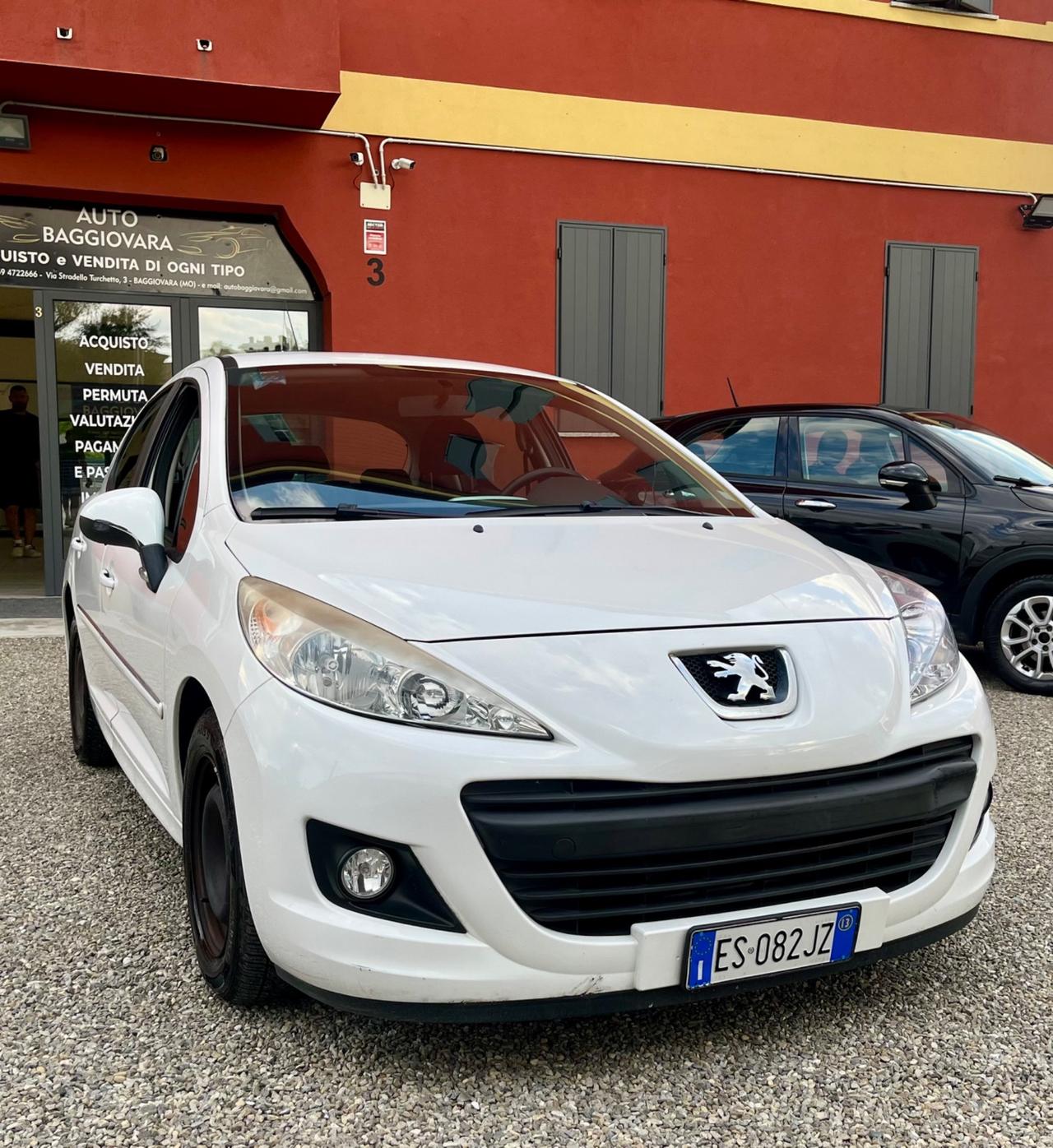 Peugeot 207 Plus 1.4 gpl con 65.000km!