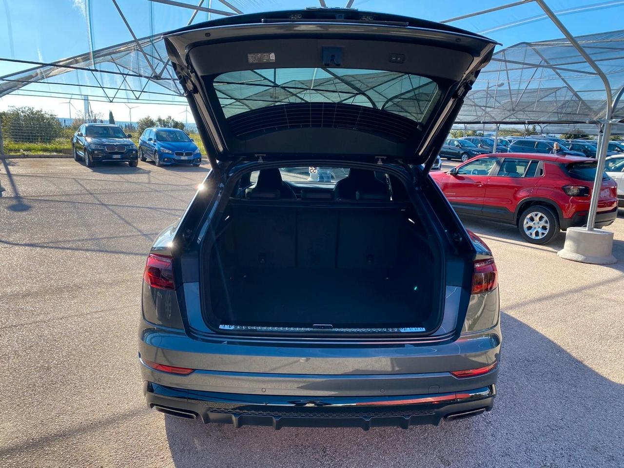 Audi Q8 SUV 50 TDI 286 CV quattro tiptronic S line edition