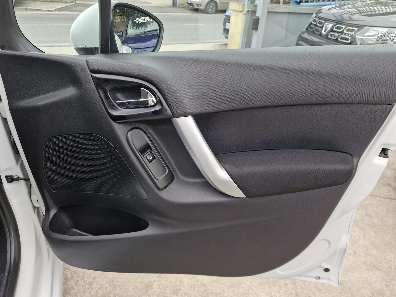 CITROEN C3 1.1 BENZINA SEDUCTION LIMITED ANNO 2011