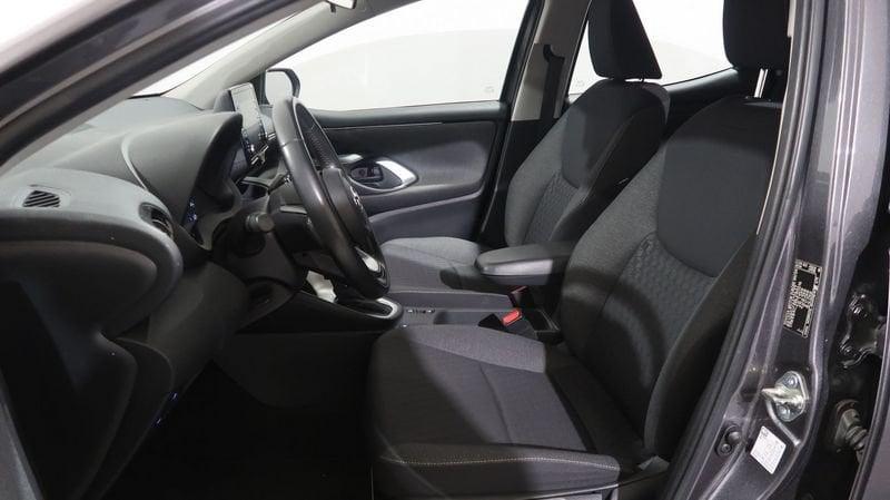 Toyota Yaris Yaris 1.5 Hybrid 5 porte Business