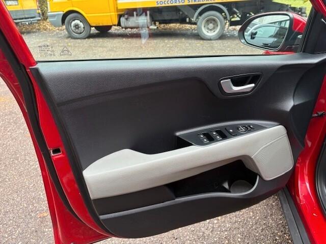 Kia Stonic 1.4 MPI EcoGPL Energy