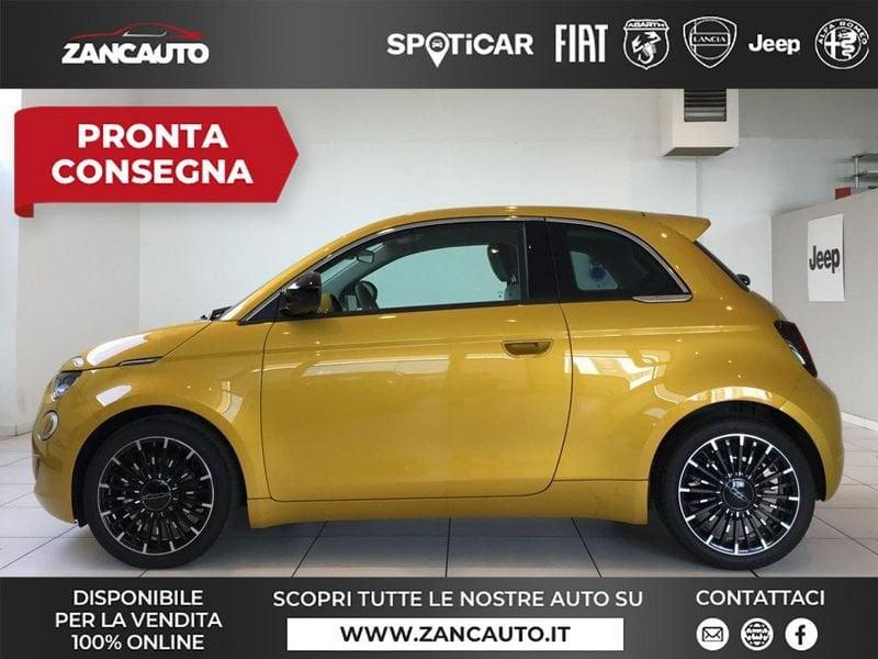 FIAT 500 Hybrid Hybrid Icon MY26 PACK STYLE
